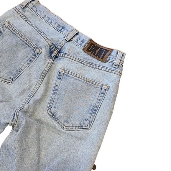 Vintage 90's Stonewashed High-Rise Mom Jeans By DKNY | 8 - Picture 5 of 13